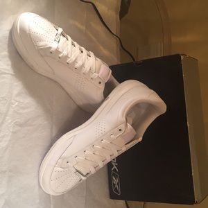 NEW Men’s Reebok G-Unit VTG White Sneakers